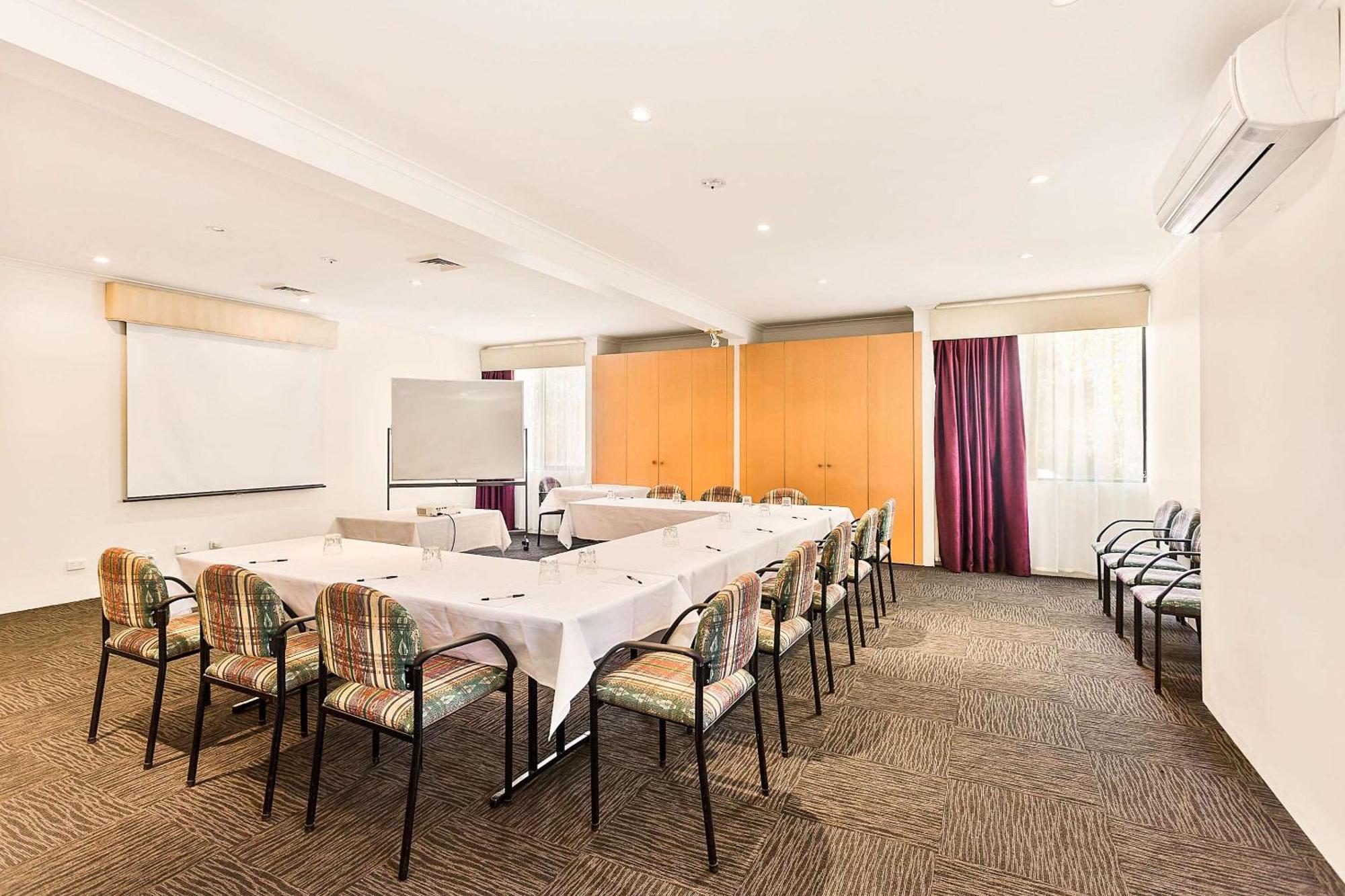 Quality Hotel Manor Mitcham Luaran gambar