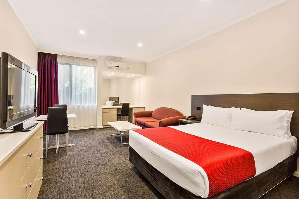 Quality Hotel Manor Mitcham Bilik gambar