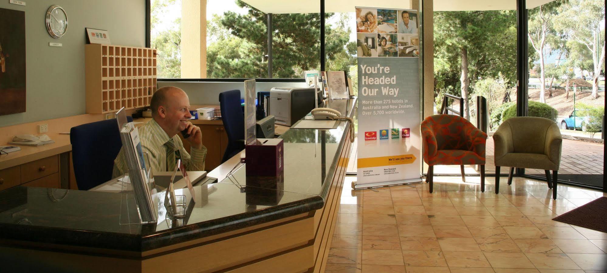 Quality Hotel Manor Mitcham Luaran gambar