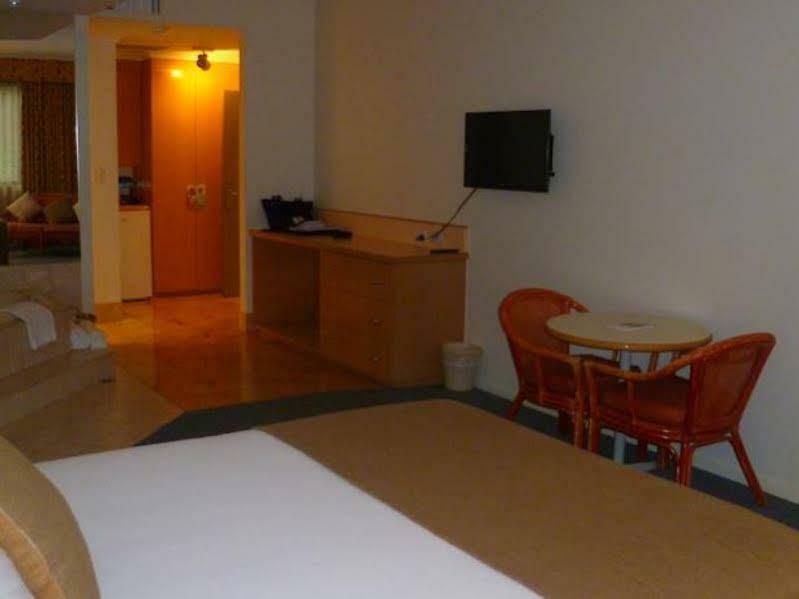 Quality Hotel Manor Mitcham Luaran gambar